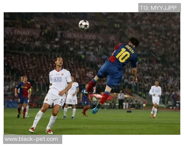 与足球明星一起训练的精彩瞬间视频分享